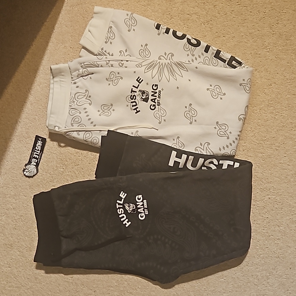 Men's Hustle Gang Matching Track Pants in black & white paisley w/tags brand new